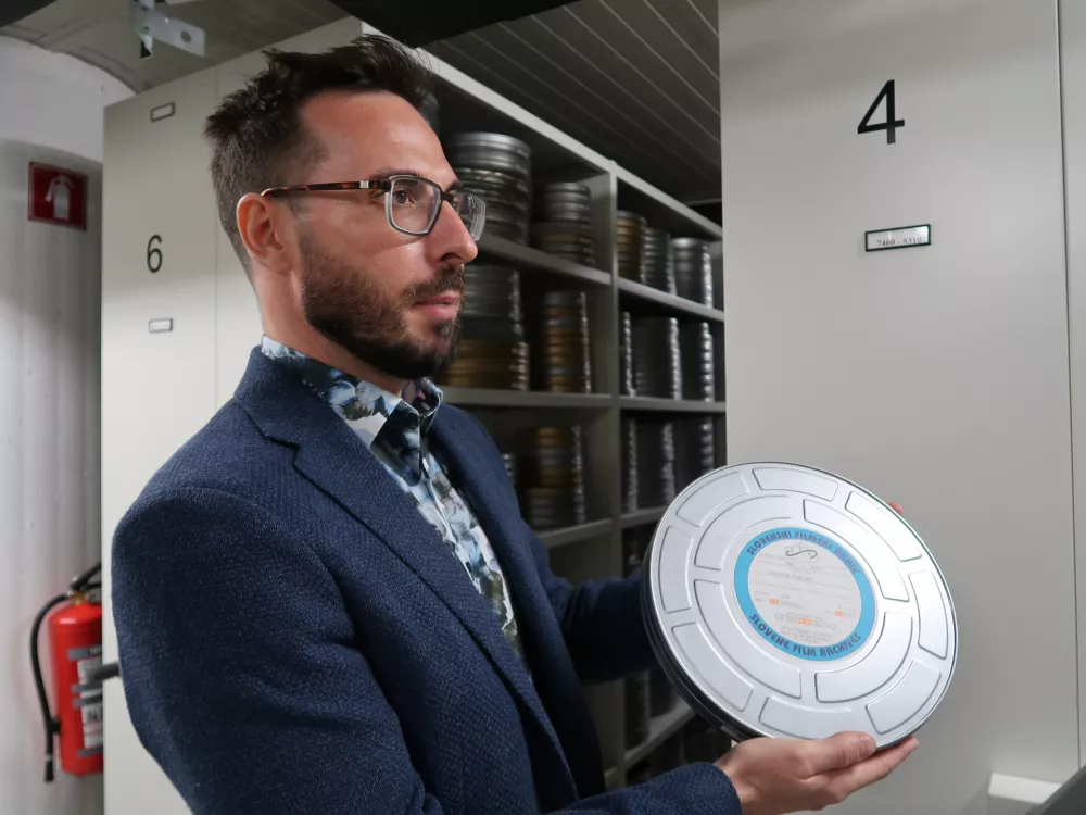 Arhiv Republike Slovenije, 80 let, javno vodstvo, Center za konserviranje in restavriranje arhivskega gradiva, arhivist, arhivistika, Gregor Jenuš, namestnik direktorja / Foto: Nataša Bucik Ozebek