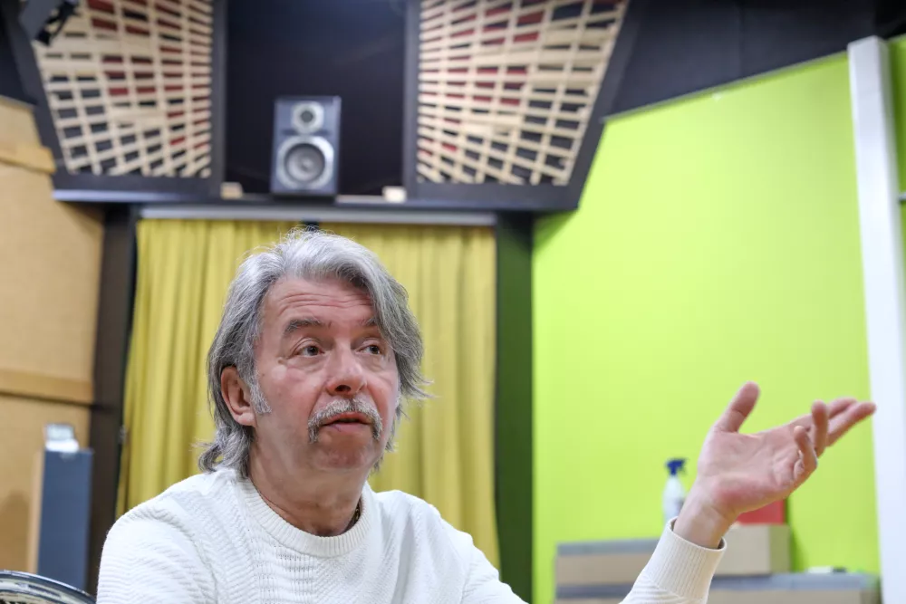 5.11.2025 - Magnifico, s pravim imenom Robert Pešut, slovenski pevec zabavne glasbe,Foto: Luka Cjuha / Foto: Luka Cjuha