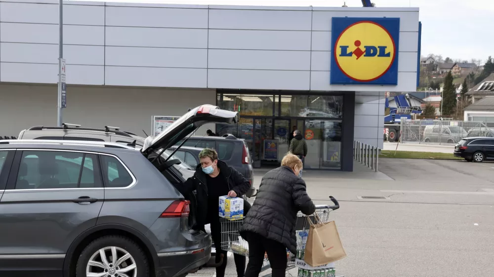Lidl Krško, bojkot trgovin, nakupovanje / Foto: Jaka Gasar