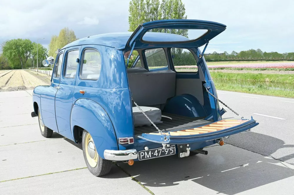 Renault colorale (1950–1957): Ni avto, temveč je traktor z dušo
