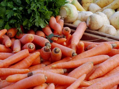 Ljubljanska tržnica - zelenjava, korenje