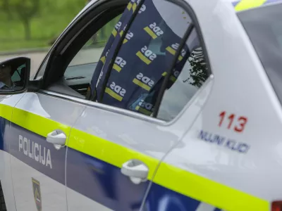 ﻿- simbolična fotografija - policija, policist, SDS   - 20.05.2017 - 11. Kongres Slovenske demokratske stranke (SDS) v Mariboru -  //FOTO: Jaka Gasar