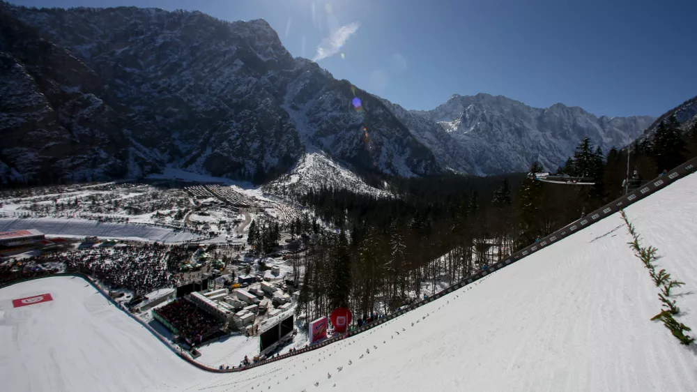 ﻿- letalnica bratov Gorišek – skakalnica velikanka je bila zgrajena pred 50-leti leta 1969- 21.03.2019 - Planica 2019 - FIS Finale svetovnega pokala v smučarskih skokih – uradni trening in kvalifikacije //FOTO: Luka Cjuha.
