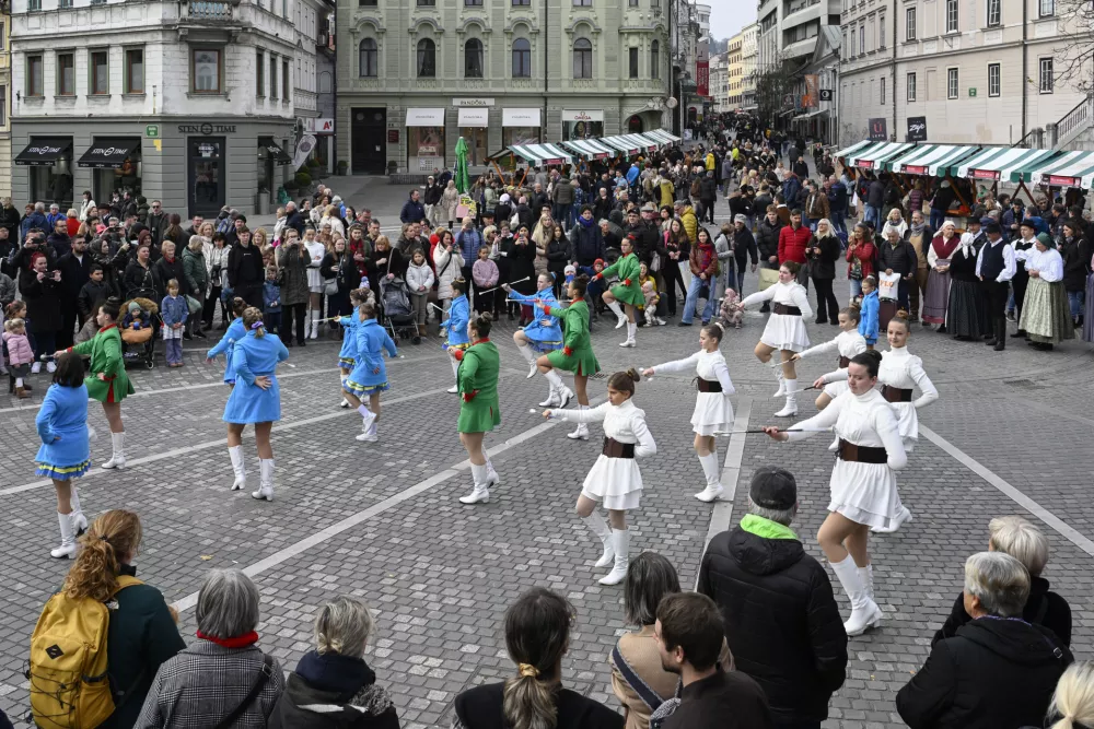 Društvo mažoret Sodražica ? 08.11.2025 Martinovanje v Ljubljani - Ljubljanska vinska pot Foto: Nik Erik Neubauer