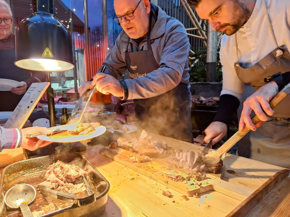 Izmera prašiča v novi preobleki: Koline kot kulinarični spektakel