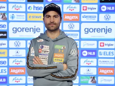 Robert Hrgota, selektor skakalcev