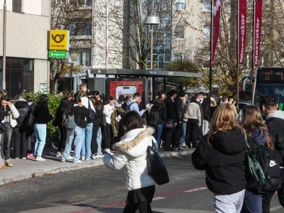 Gneča na avtobusu do in iz Fužin: »Sploh se mi ne splača več imeti urbane.«