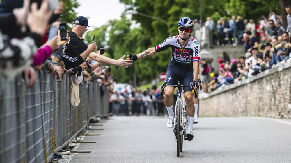 Primoz Roglic of Red Bull Bora Hansgrohe is seen during Giro di Italia in Treviso, Italy on May 24, 2025. // Charly López / Red Bull Content Pool // SI202505240846 // Usage for editorial use only // 