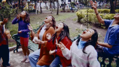 Hudič kadiRežija: Ernesto Martínez Bucio