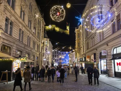 Kdaj in kam na prižig prazničnih luči?