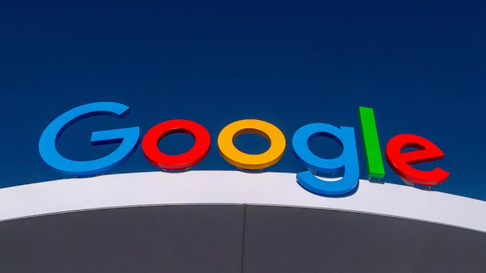 FILED - 09 January 2024, US, Las Vegas: The Google logo is pictured on the Internet company's pavilion at the CES technology trade fair in Las Vegas. Photo: Andrej Sokolow/dpa