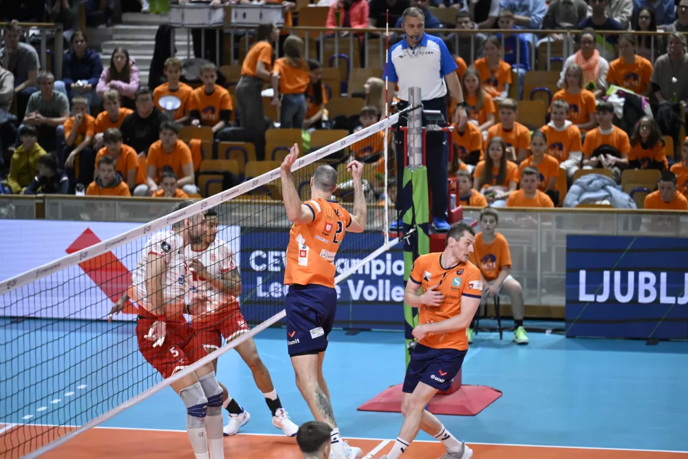 13.11.2025 ACH Volley - Dinamo Bukarešta v drugem krogu kvalifikacij za evropsko ligo prvakovFoto: Nik Erik Neubauer