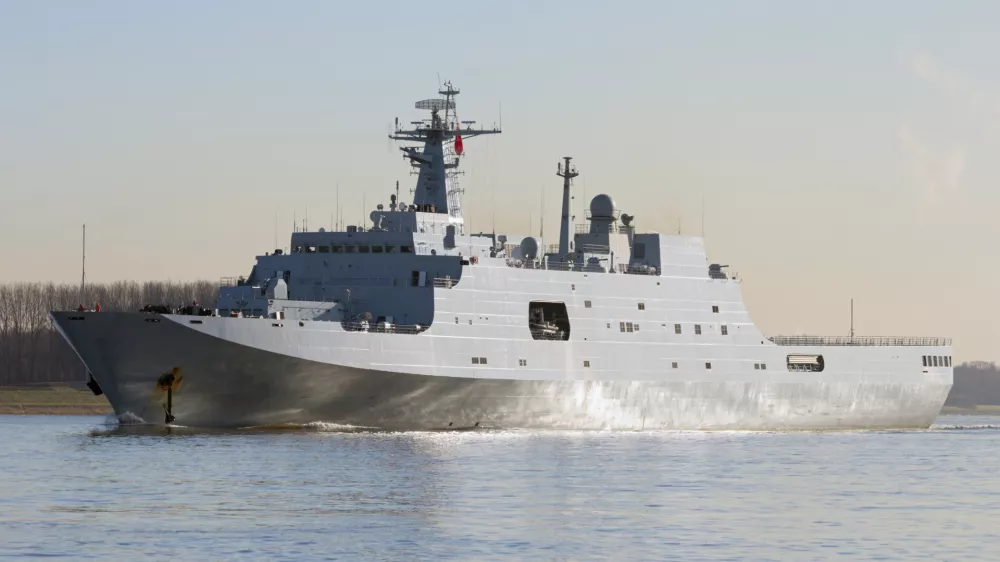 Kitajska vojaška ladja.