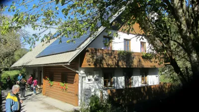 Ekološka turistična kmetija Dolinar-Krainer je prijazno turistično zatočišče v naravi.