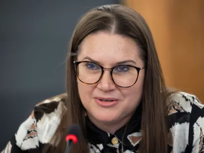 Ljubljana, DZ.Predstavitev kandidata za ministra za notranje zadeve Branka Zlobka pred odborom DZ za notranje zadeve, javno upravo in lokalno samoupravo.Drzavna sekretarka na ministrstvu za pravosodje Andreja Kokalj.