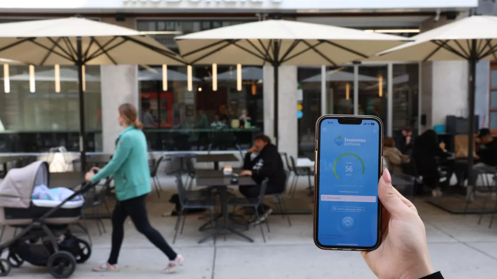 Pri nekaterih ponudnikih prepovedali študentske bone