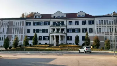 V bolnišnici ignorirali mravljince v nogah, zbudil se je hrom