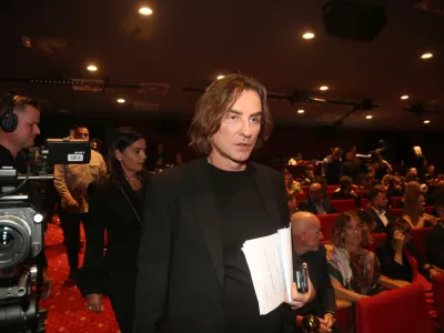 Željko Mitrović je na instagramu objavil zapis, poln kletvic in težkih besed.. F Pixsell