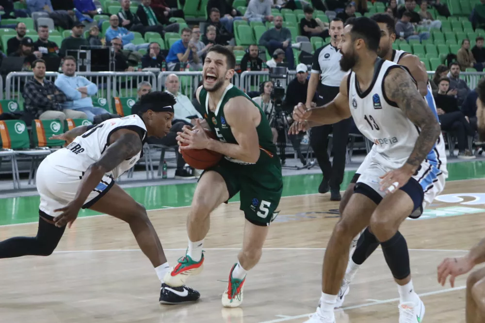 19.11.2025 - Cedevita Olimpija - Hamburg košarka evropski pokalFoto: Luka Cjuha