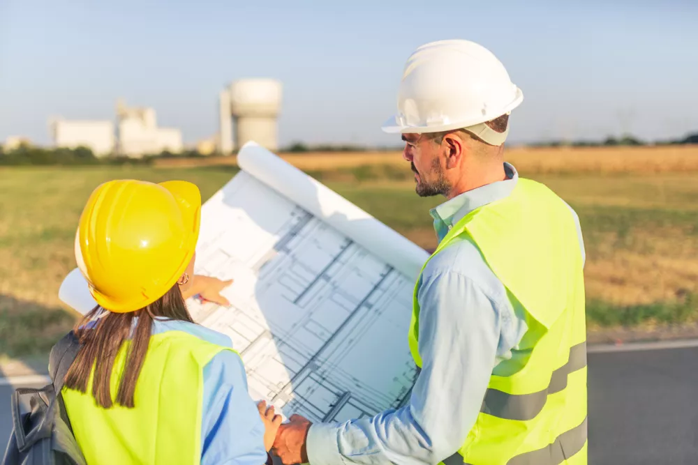 Danes ženske zasedajo delovna mesta, do katerih nekdaj niso imela dostopa. / Foto: Getty Images