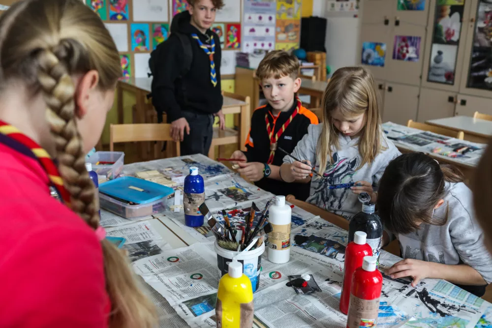 - 22.11.2025. - Srečanje medvedkov in čebelic. Delavnice za otroke Mestne Zveze Tabornikov na OŠ Vič v Ljubljani.//FOTO: Bojan Velikonja