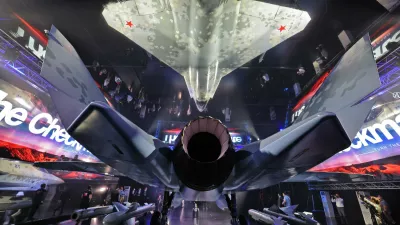 Pogled od zadaj. Takšna je bila maketa letala.