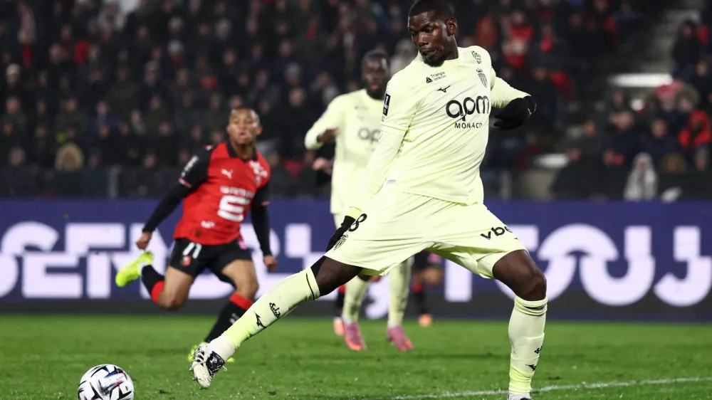 Soccer Football - Ligue 1 - Stade Rennes v AS Monaco - Roazhon Park, Rennes, France - November 22, 2025 AS Monaco's Paul Pogba in action REUTERS/Stephane Mahe