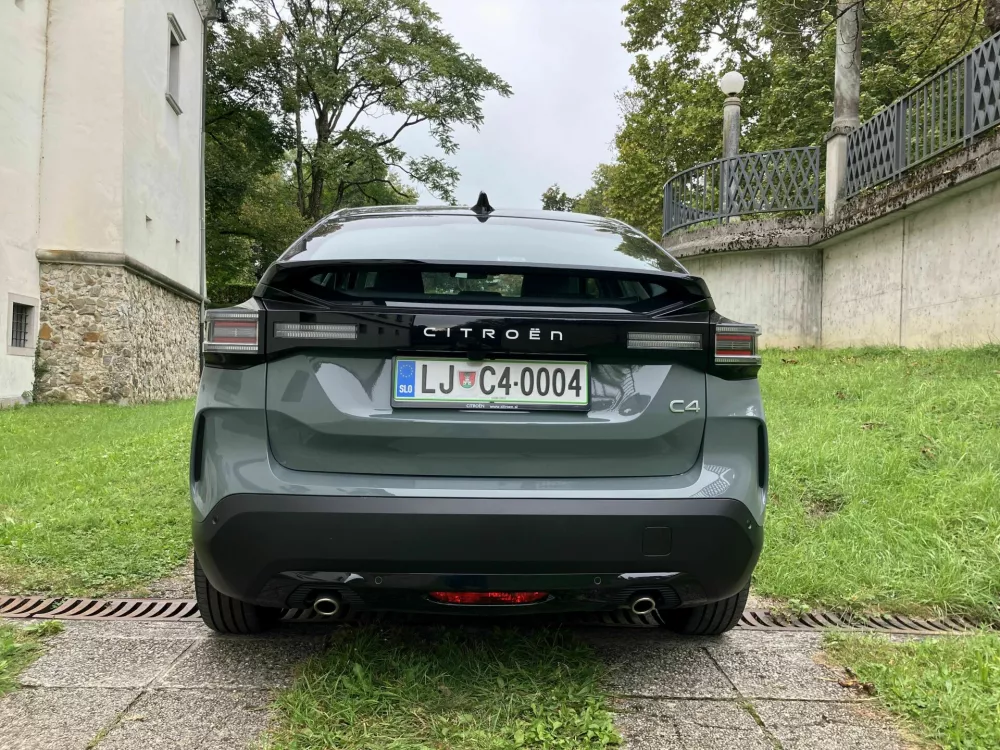 Citroën C4 hibrid 145 business: Ne šprint, ampak tek na dolge proge