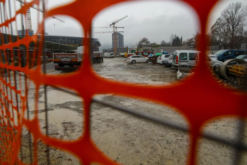 25.11.2025 - Lokacija nova avtobusna postaja Ljubljana,Vilharjeva cestaFoto: Luka Cjuha