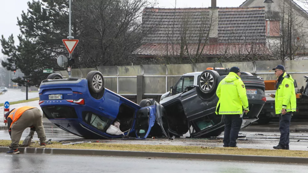 prometna nesreča šmartinska cesta foto luka cjhha