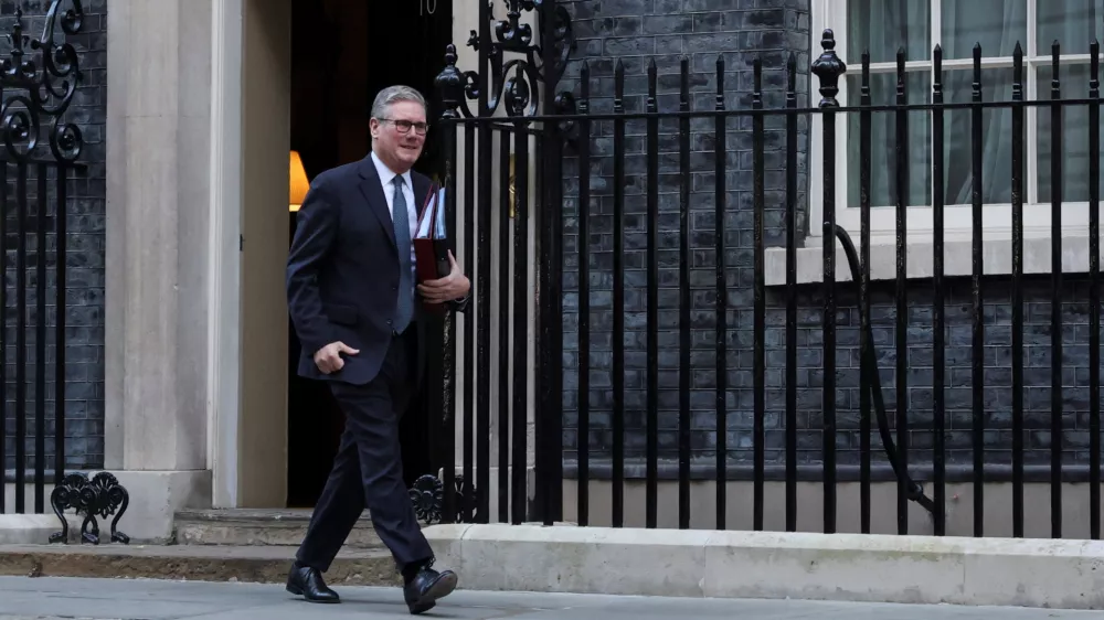 British Prime Minister Keir Starmer leaves 10 Downing Street, on the day Chancellor of the Exchequer Rachel Reeves presents the Autumn Budget Statement to Parliament, in London, Britain, November 26, 2025. REUTERS/Hannah McKay