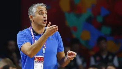 ﻿Basketball - Slovenia v Serbia - European Championships EuroBasket 2017 Final - Istanbul, Turkey - September 17, 2017 -  Coach Igor Kokoskov of Slovenia reacts. REUTERS/Murad Sezer