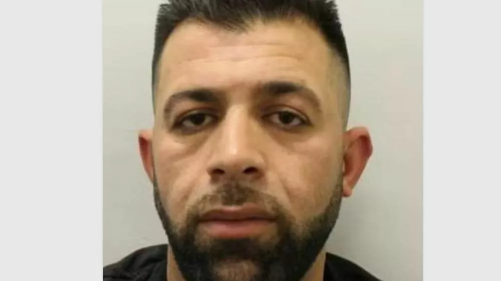 Hewa Margai je v Veliko Britanijo zvabil osem romunskih državljanov in jih zlorabljal. 