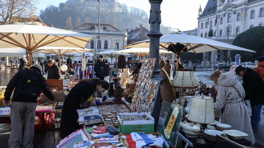 - 30.11.2025 - bolšji sejem, Kongresni trg//FOTO: Jaka Gasar