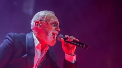 Dino Merlin je navdušil na štirih zaporednih razprodanih koncertih v Beogradu. F instagram