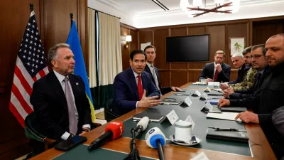U.S. Secretary of State Marco Rubio, U.S. Special Envoy Steve Witkoff, and U.S. President Donald Trump's son-in-law Jared Kushner meet with Secretary of Ukraine's National Security and Defence Council Rustem Umerov and other members of a Ukrainian delegation in Hallandale Beach, Florida, U.S., November 30, 2025. REUTERS/Eva Marie Uzcategui