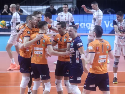 - 27.11.2025 - odbojka - kvalifikacije za ligo prvakov - ACH Volley: Radnički Kragujevac//FOTO: Jaka Gasar