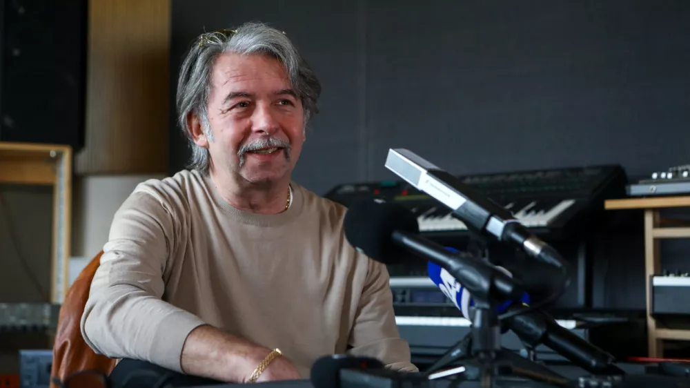 Robert Pešut - Magnifico01.12.2025 - predstavitev novega studijskega albuma Magnifica z naslovom Alpe Adria Club; Studio TivoliFoto: Luka Cjuha