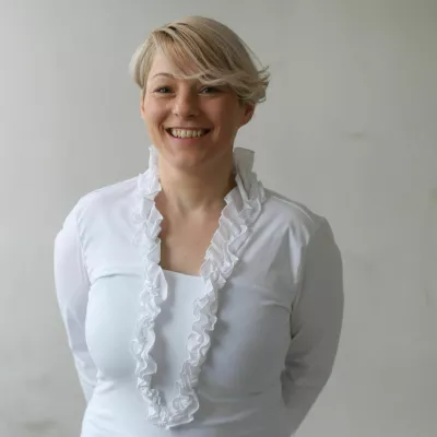 - 01.02.2017 - Nataša Bucik Ozebek, novinarka - dopisnica - Dnevnik 2017 - portret za komentarje in kolumne - kolumnisti - novinarji//FOTO: Bojan Velikonja