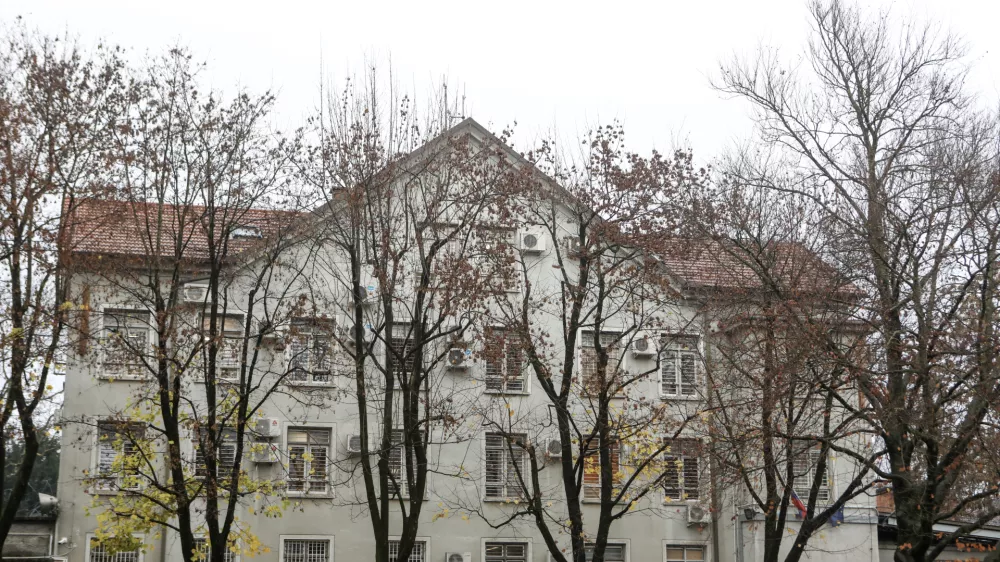 16.11.2025 - Zapor PovšetovaFoto: Luka Cjuha