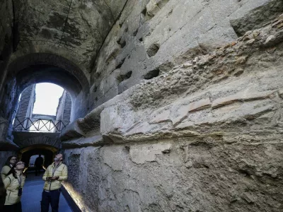 Image: 1044154864, License: Rights-managed, Restrictions: Usage restrictions: Advertising and promotion,Commercial electronic,Consumer goods,Direct mail and brochures,Indoor display,Internal business usage,Personal use, Model Release: no