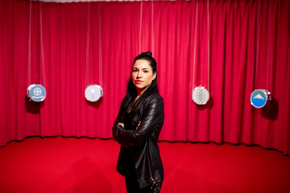 ﻿avtorica Jasmina Cibic, vizualna umetnica - 31.08.2020 - Muzej sodobne umetnosti Metelkova - razstava Fundus prizadevanja - samostojna predstavitev novega projekta Jasmine Cibic. //FOTO: Bojan Velikonja