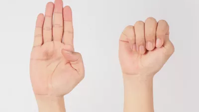 Mednarodni znak za pomoč / Foto: Istock