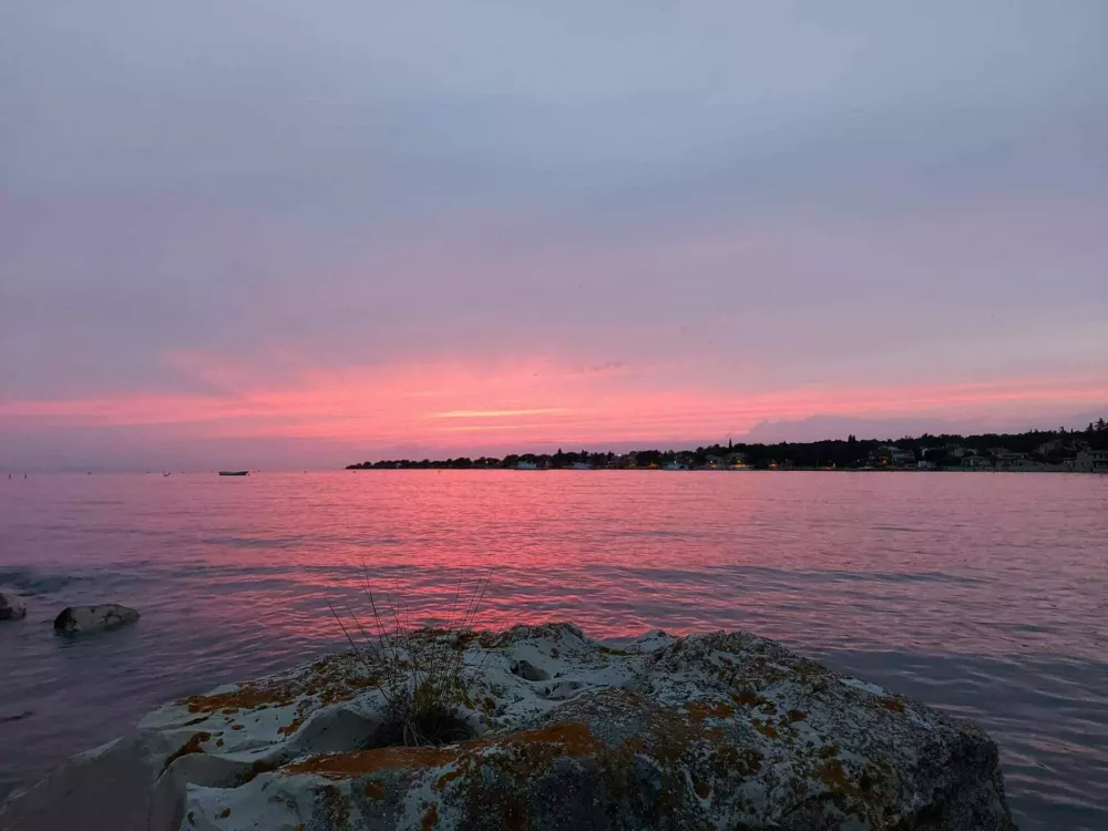 Če bo planirani projekt novega pristanišča Dajla-Belveder izveden, bo naravna plaža izginila. Foto: Iniciativa Dajla