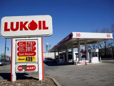 FILE PHOTO: A Lukoil fuel station is pictured in Newark, New Jersey, U.S., March 3, 2022. REUTERS/Eduardo Munoz/File Photo