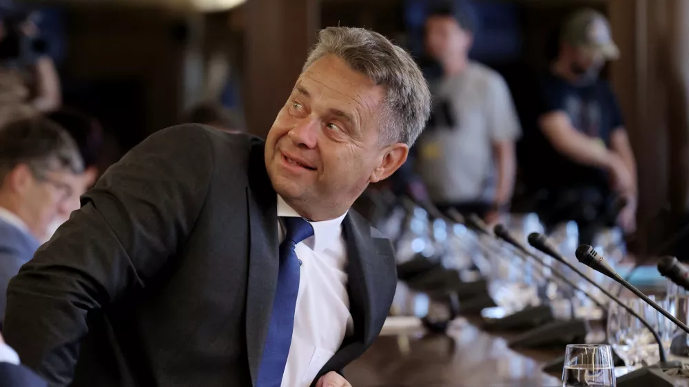 Ljubljana, DZ.Seja odbora DZ za zadeve EU, na kateri so obravnavali predlog kandidature Tomaza Vesela za clana Evropske komisije.Kandidat za clana Evropske komisije Tomaz Vesel.