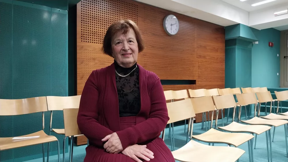 Najprej štalca, potem pa kravca: kako so stanovanja kupovali v 80. letih