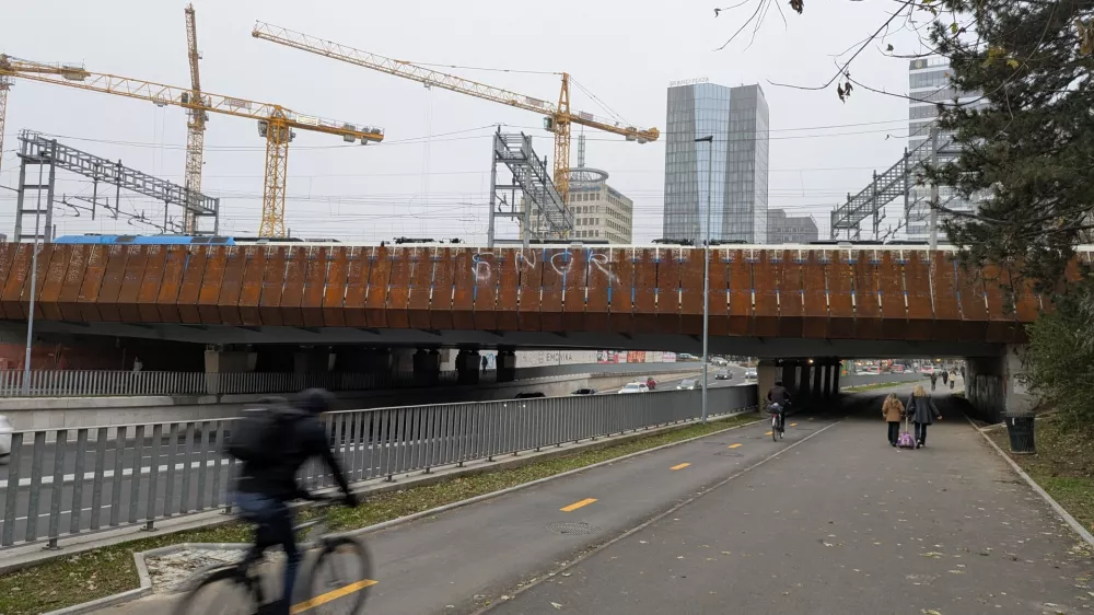 Pogled na severno stran …