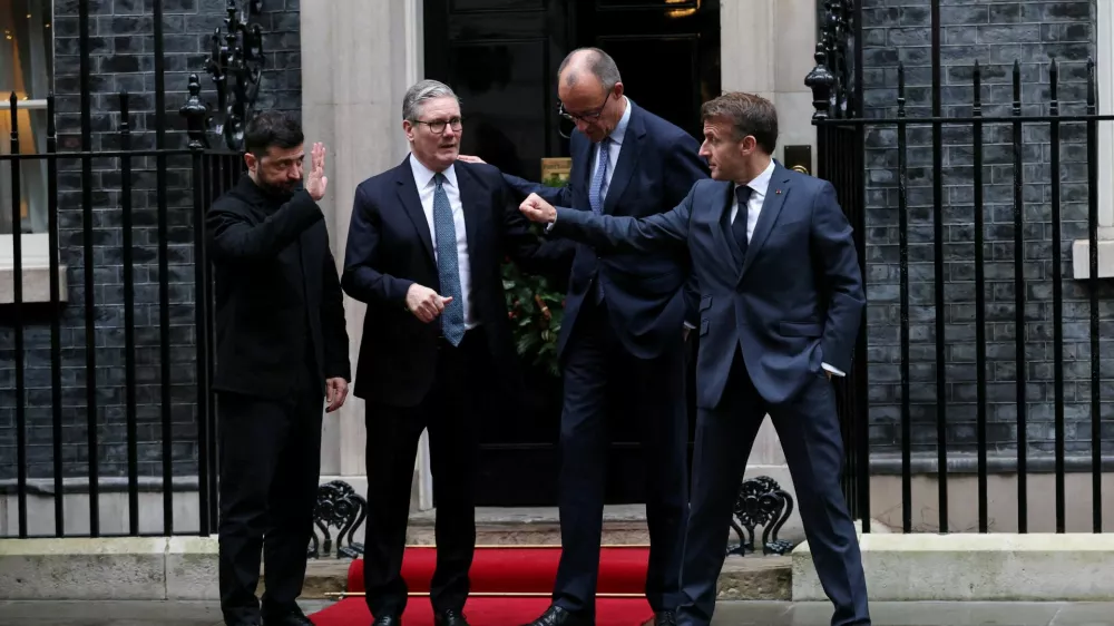 British Prime Minister Keir Starmer, Ukrainian President Volodymyr Zelenskiy, French President Emmanuel Macron, and German Chancellor Friedrich Merz meet at 10 Downing Street, in London, Britain, December 8, 2025. REUTERS/Isabel Infantes   TPX IMAGES OF THE DAY / Foto: Isabel Infantes