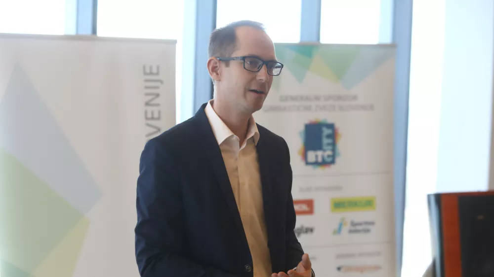 Miha Mermal- 22.02.2022 &ndash; Gimnastična zveza Slovenije (GZS) &ndash; gimnastična reprezentanca pred začetkom nove tekmovalne sezone.  //FOTO: Luka Cjuha.